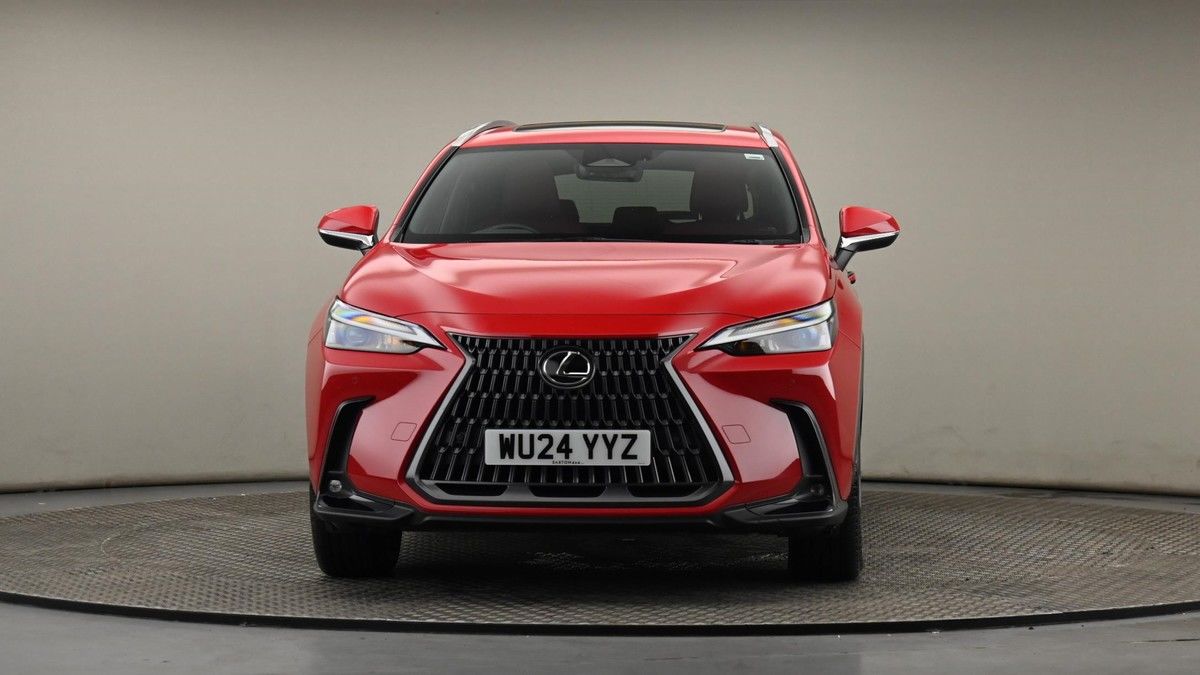 Lexus NX Image 21