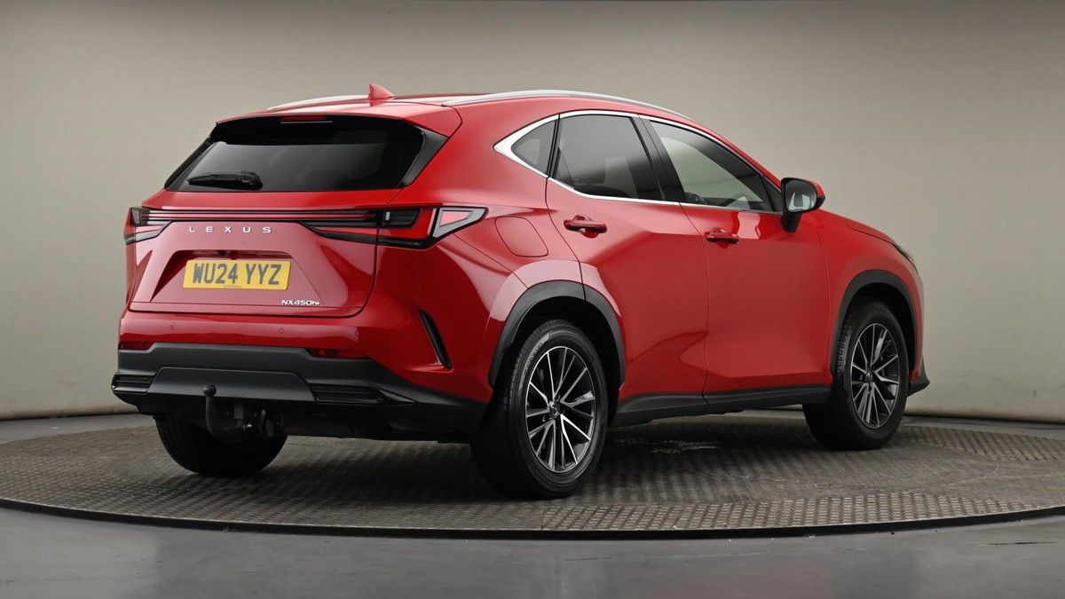 Lexus NX Image 26
