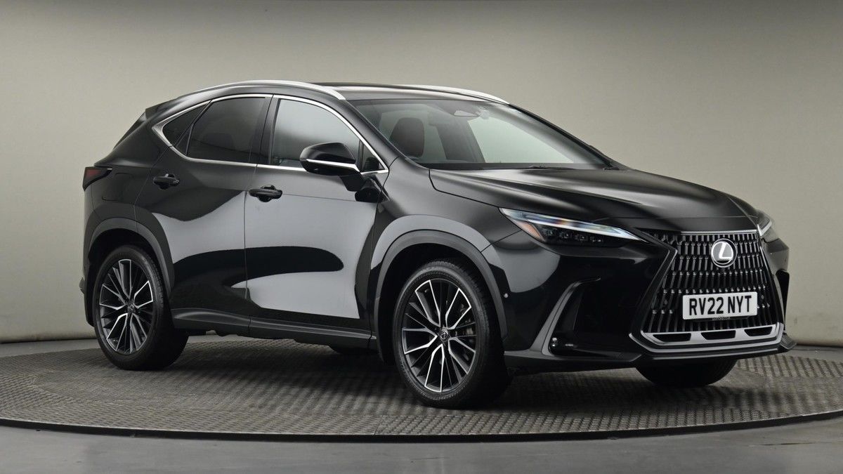 Lexus NX Image 20