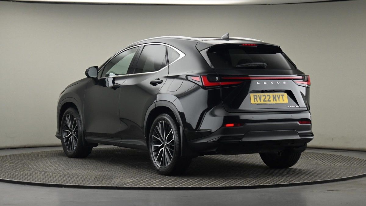 Lexus NX Image 24