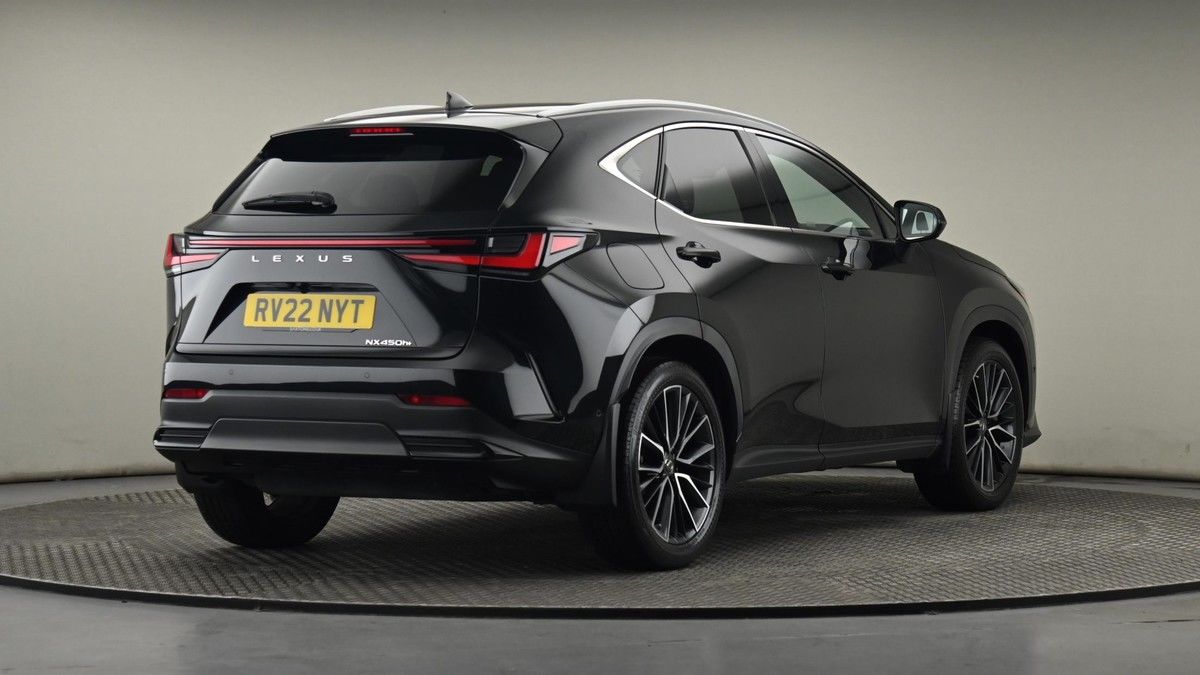 Lexus NX Image 26