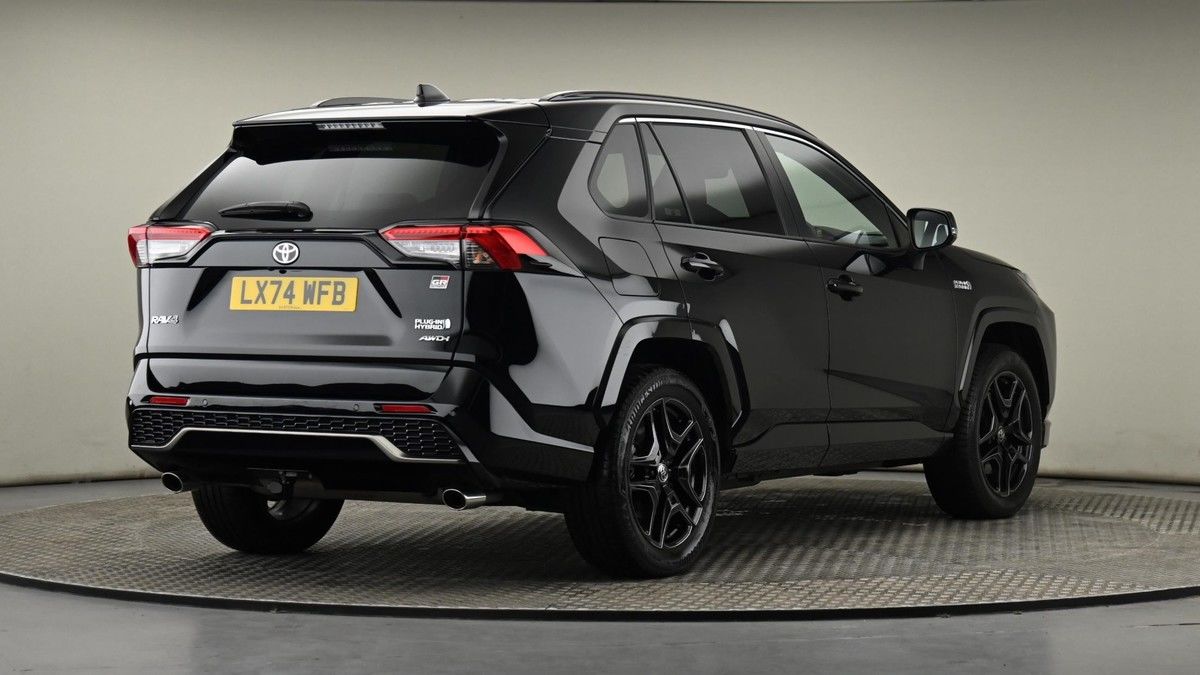 Toyota RAV4 Image 26