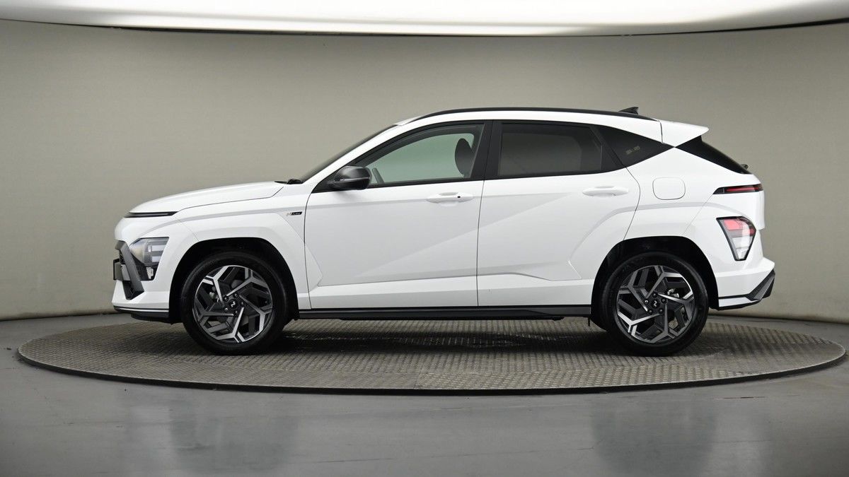 Hyundai KONA Image 22