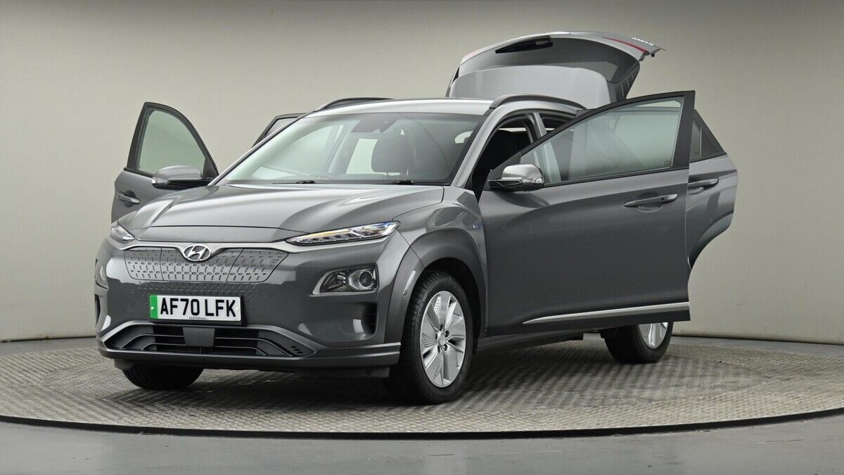 More views of Hyundai KONA