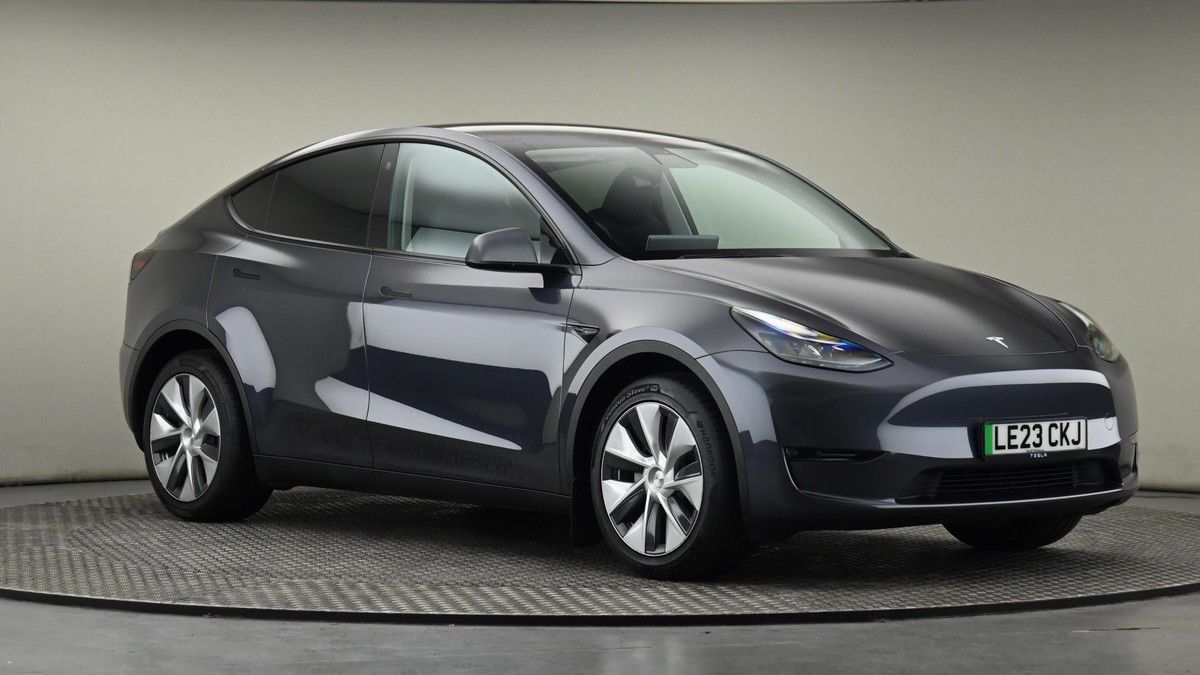 Tesla Model Y Image 20