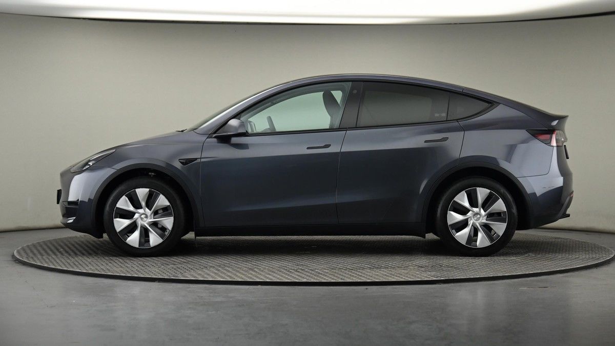 Tesla Model Y Image 23