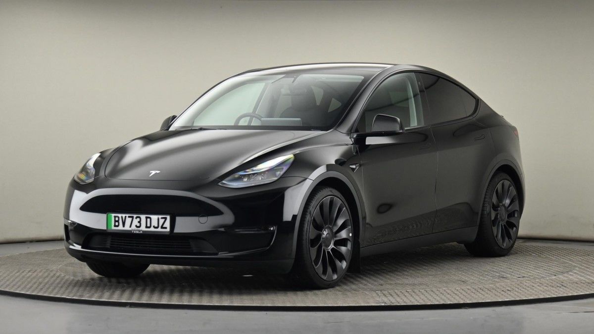 Tesla Model Y Image 22