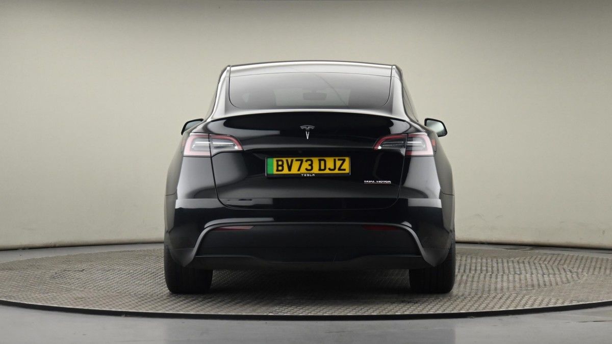 Tesla Model Y Image 25