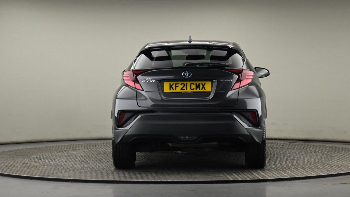 Toyota C-HR Image 25