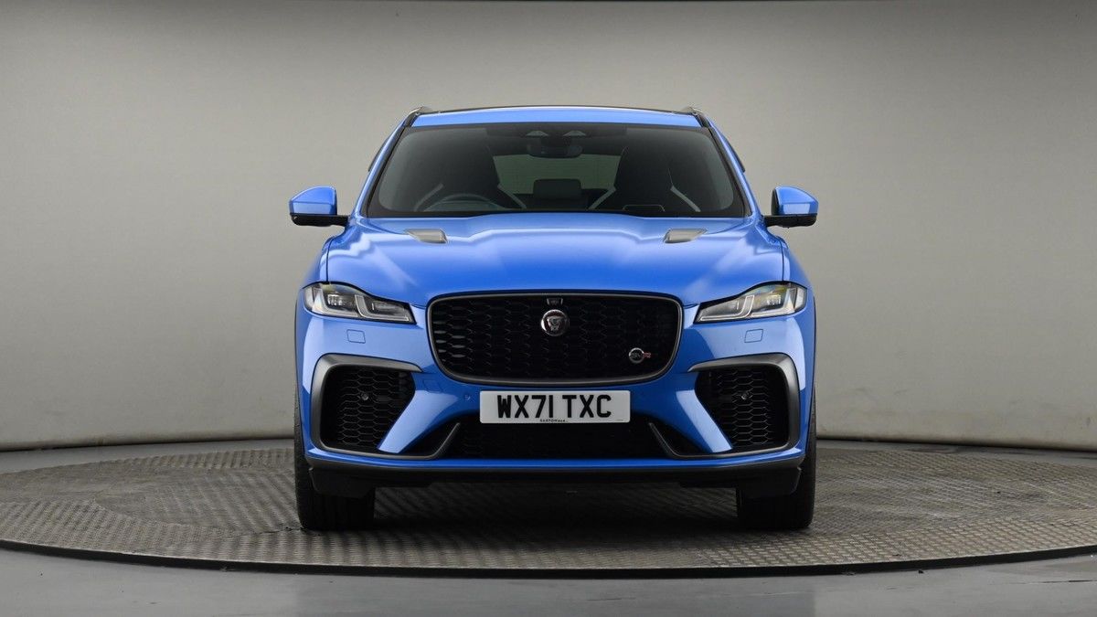 Jaguar F-PACE Image 21