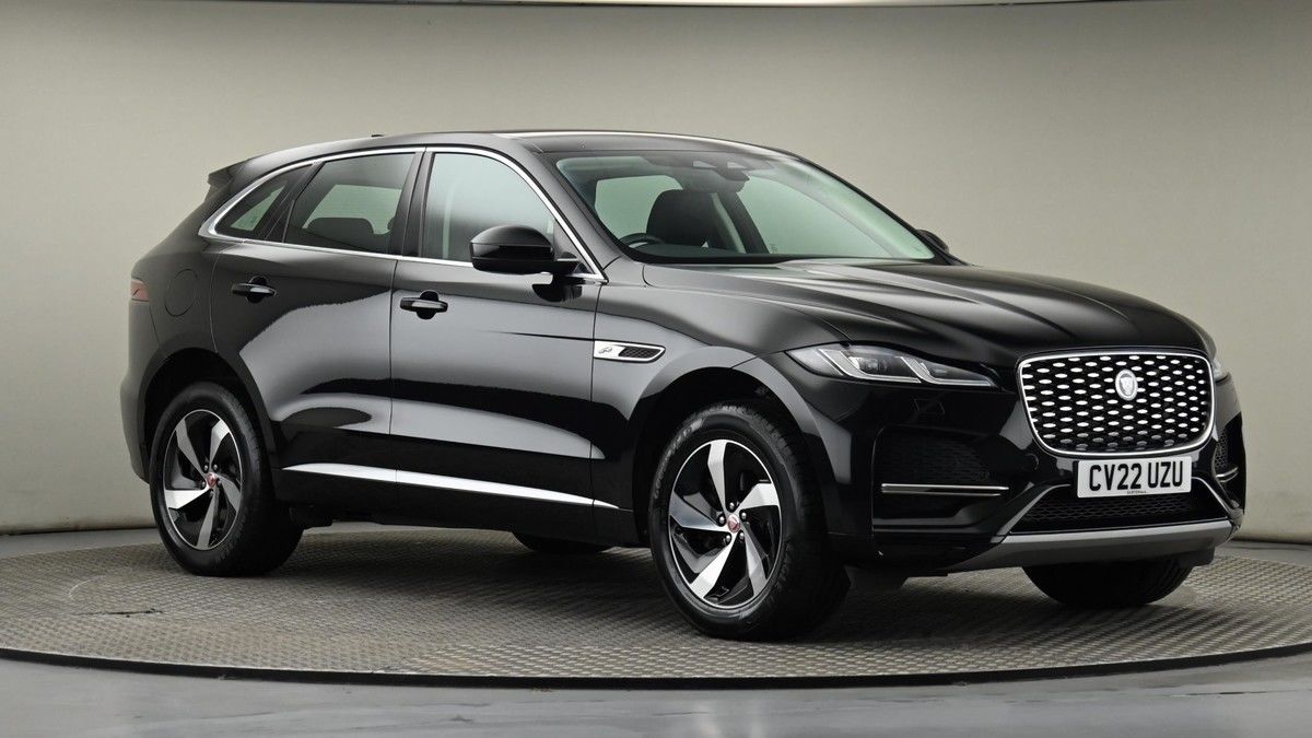Jaguar F-PACE Image 19