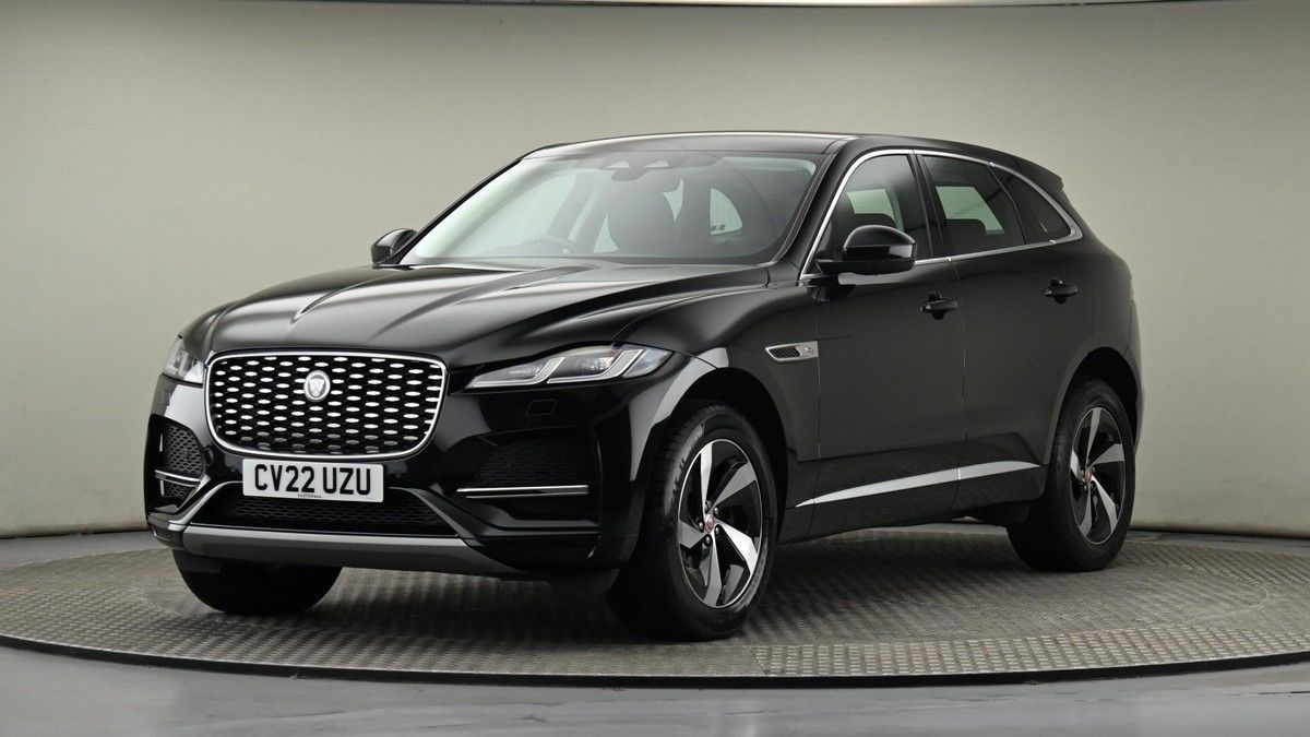 Jaguar F-PACE Image 21