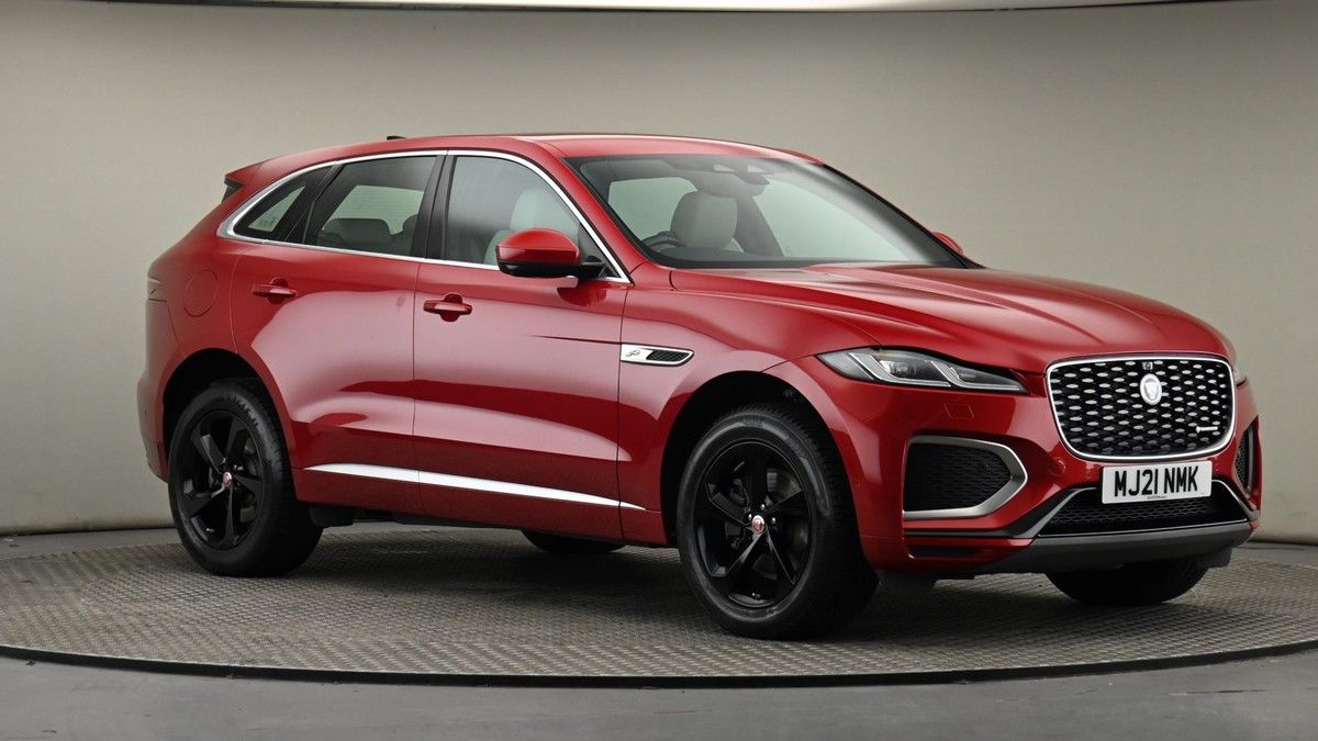 Jaguar F-PACE Image 19