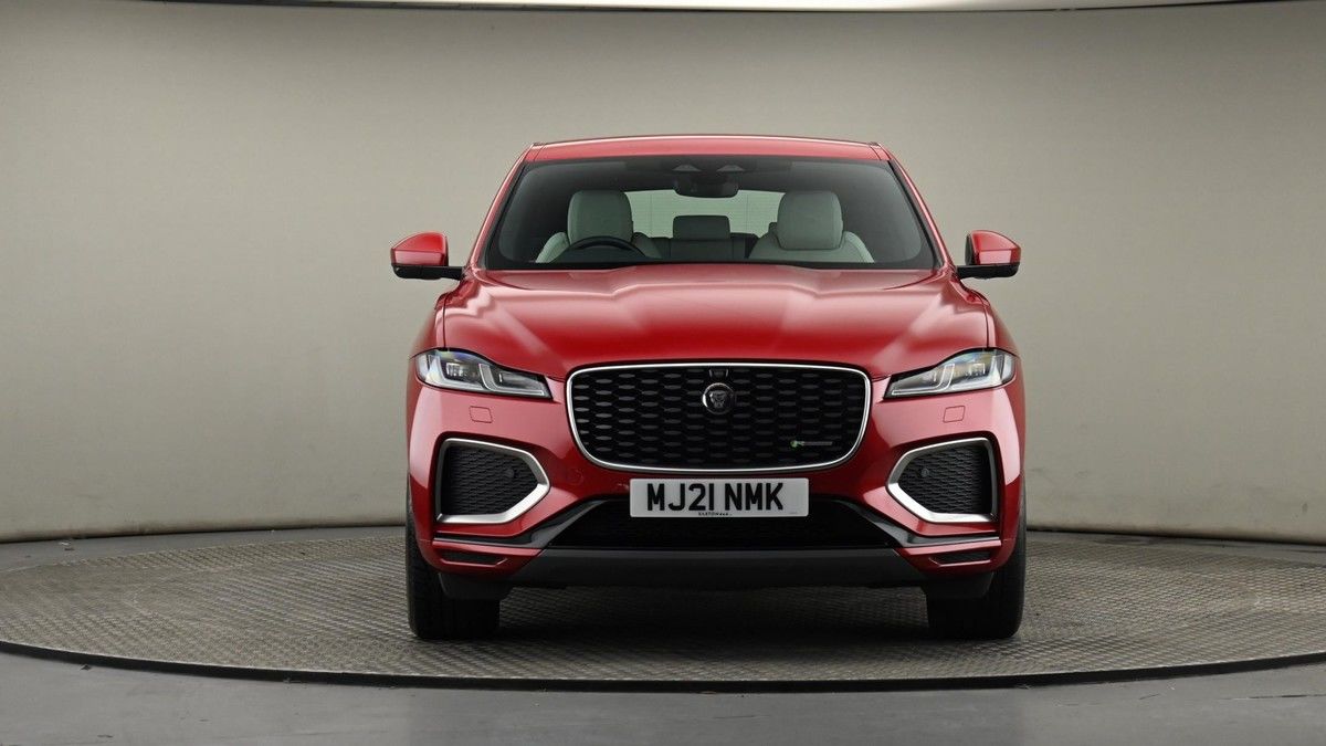 Jaguar F-PACE Image 20