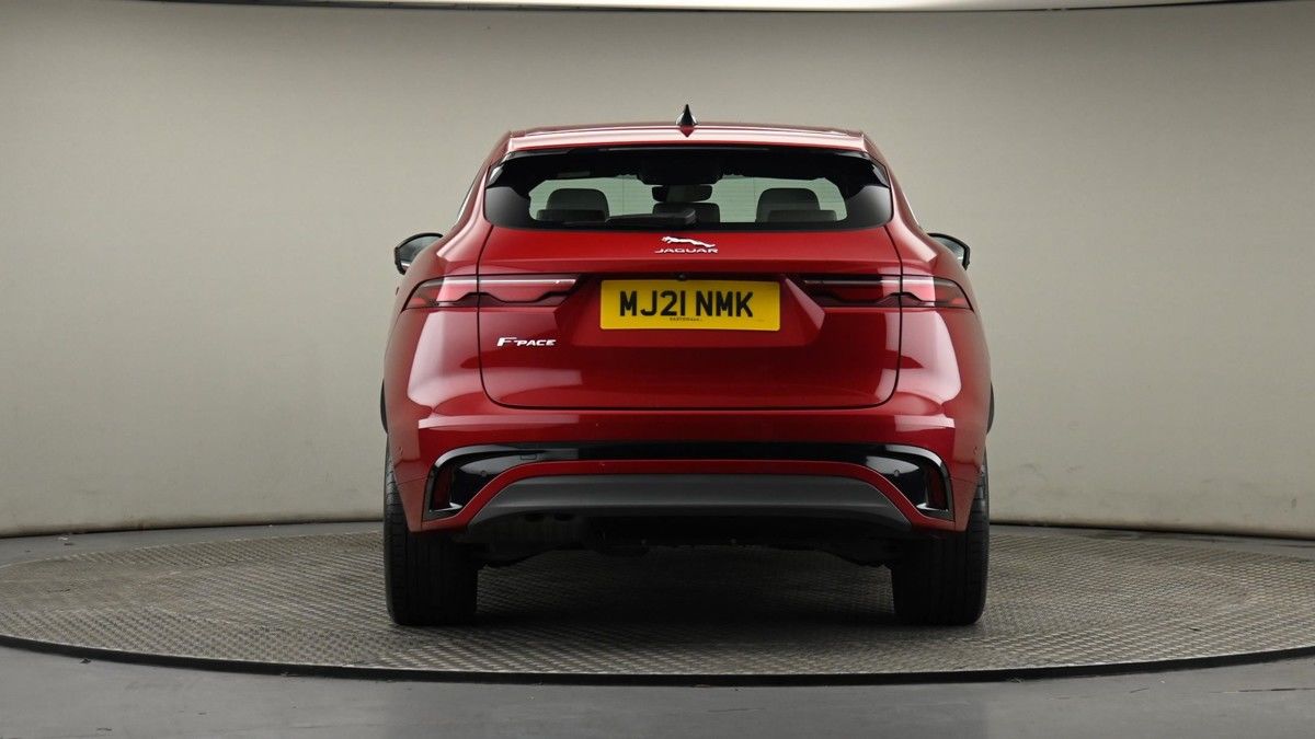 Jaguar F-PACE Image 24