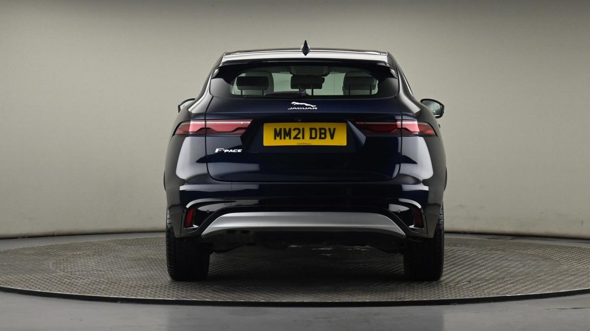 Jaguar F-PACE Image 25