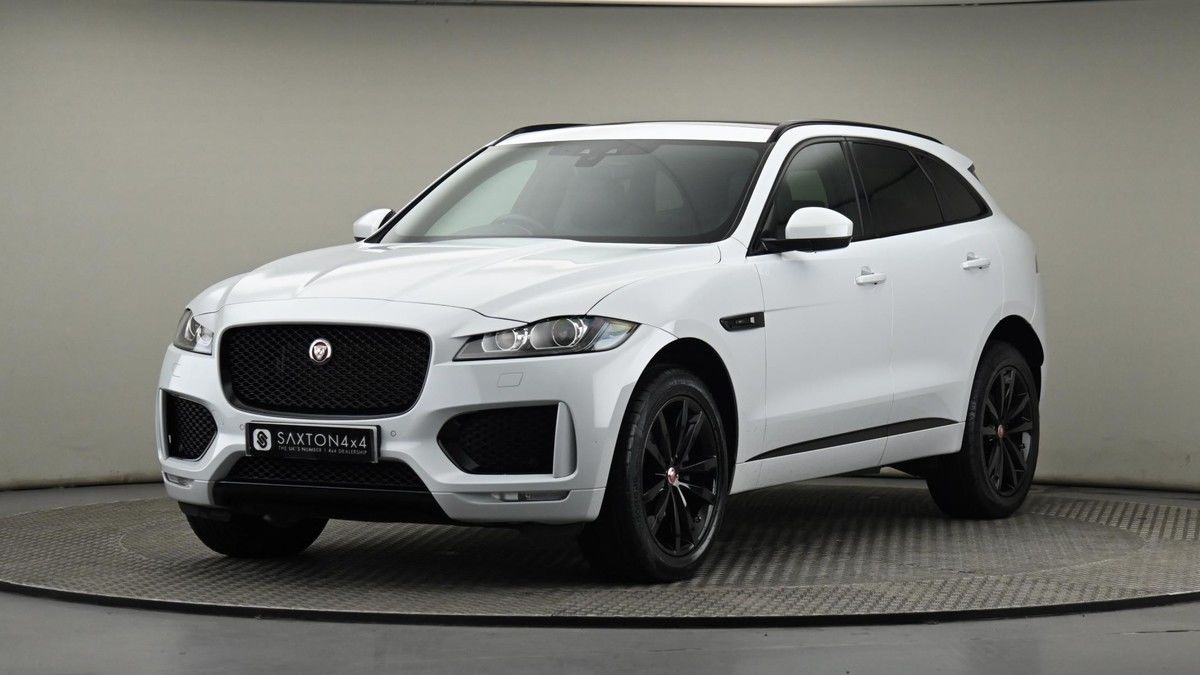 Jaguar F-PACE Image 22