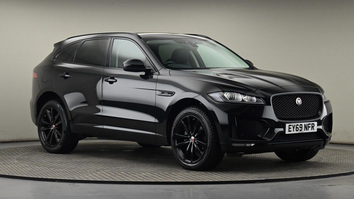 Jaguar F-PACE Image 20