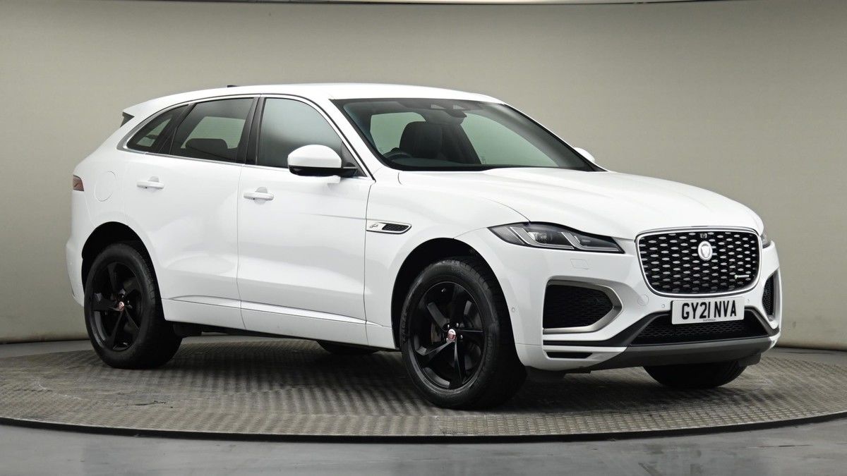 Jaguar F-PACE Image 19
