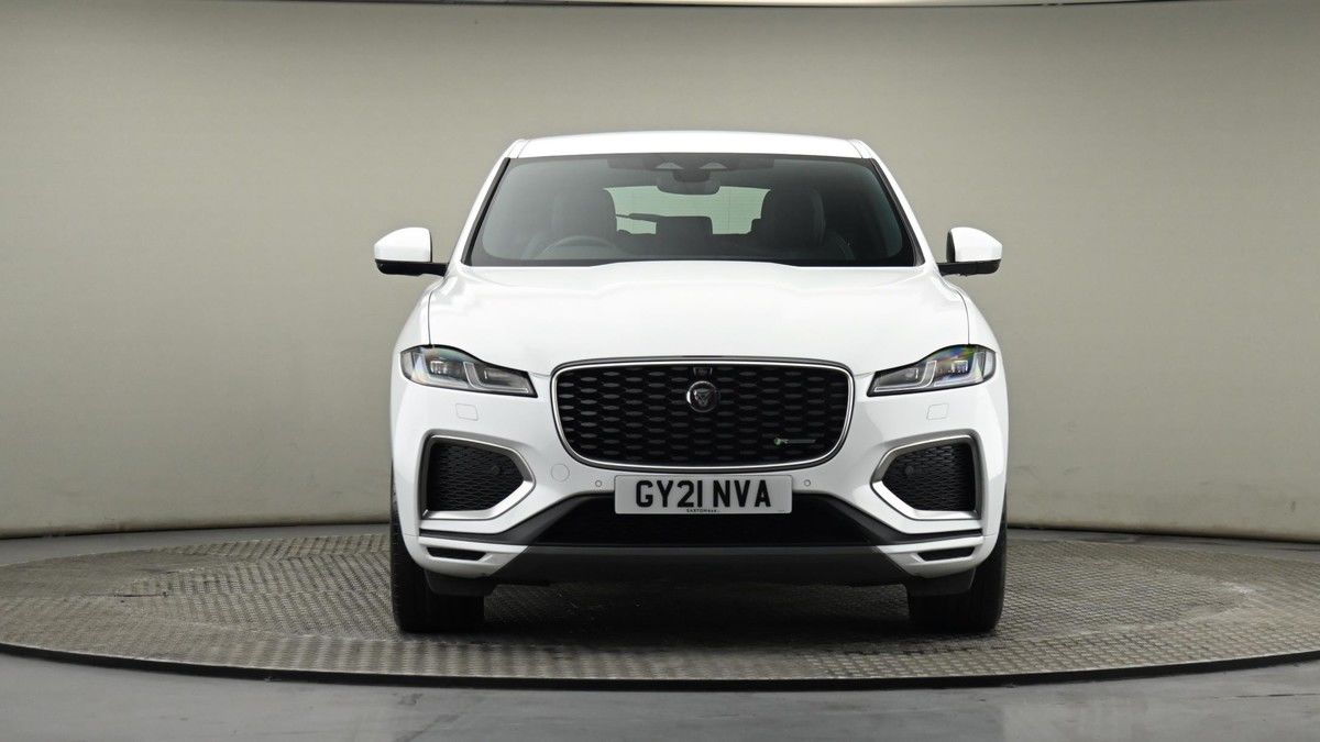 Jaguar F-PACE Image 20