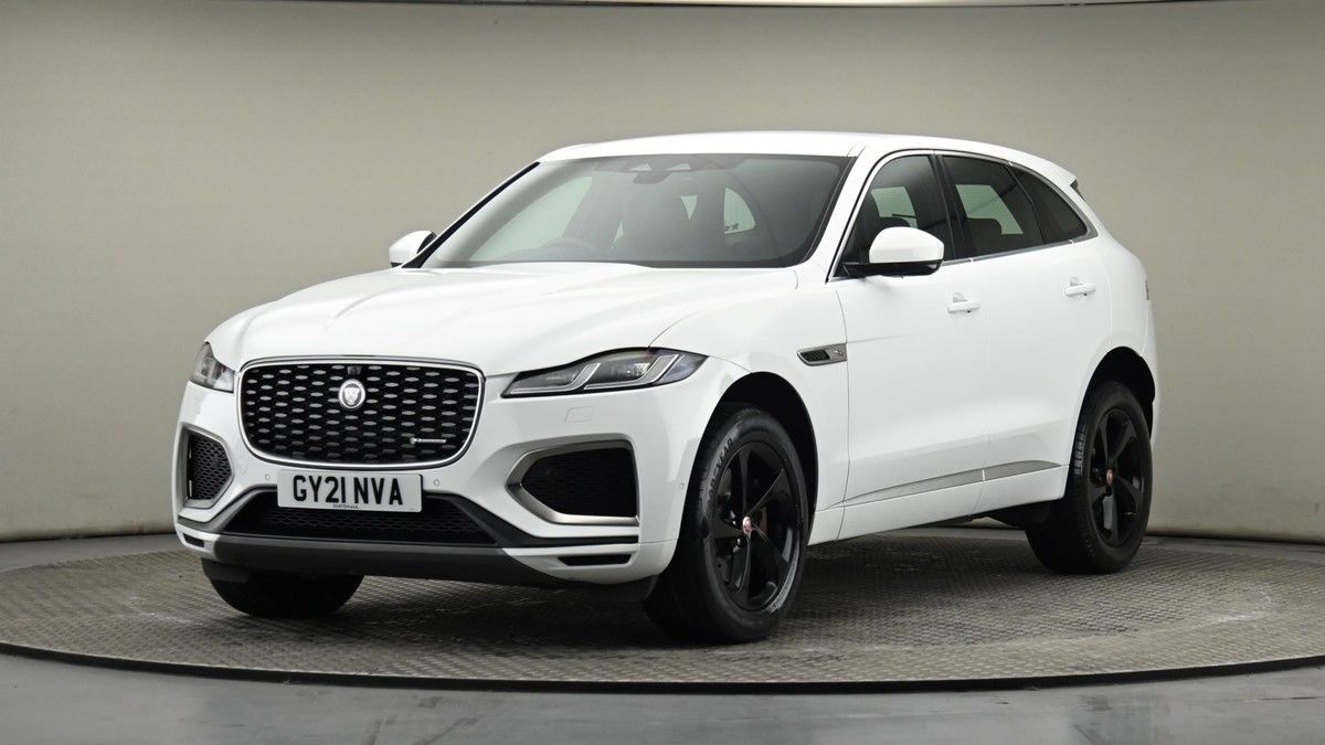 Jaguar F-PACE Image 21