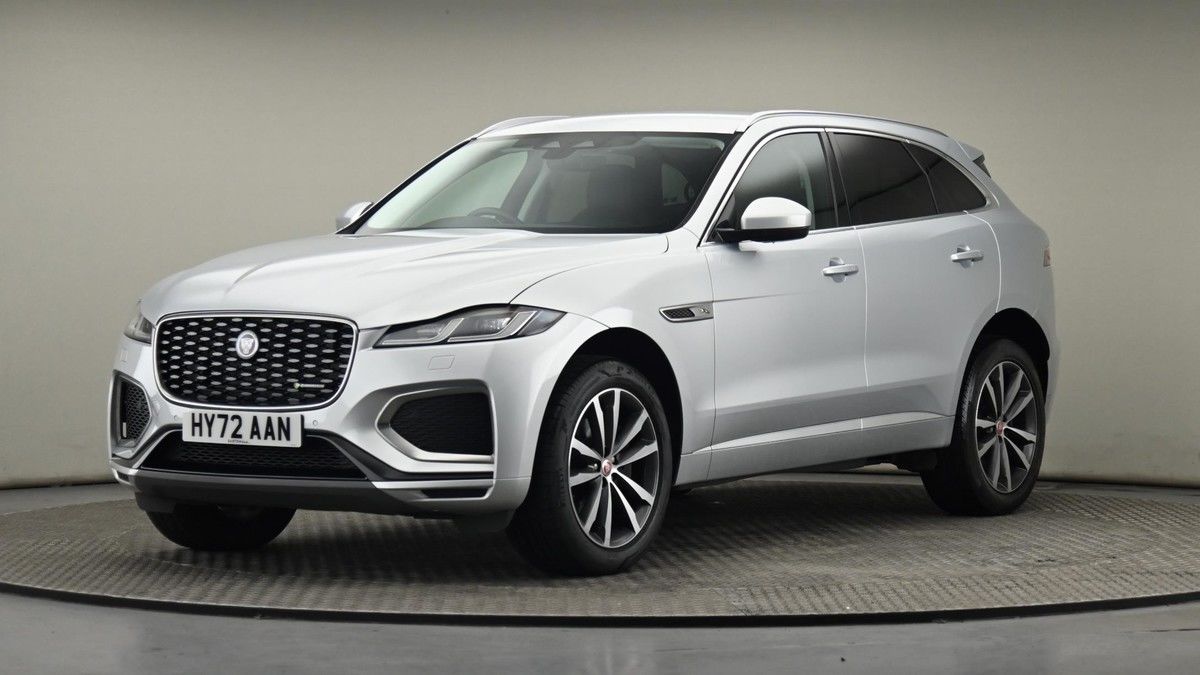Jaguar F-PACE Image 22