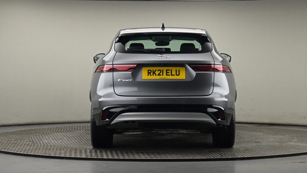 Jaguar F-PACE Image 23