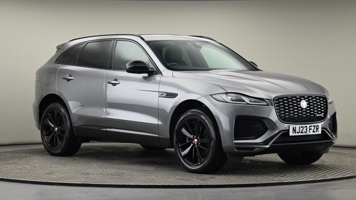 Jaguar F-PACE Image 20