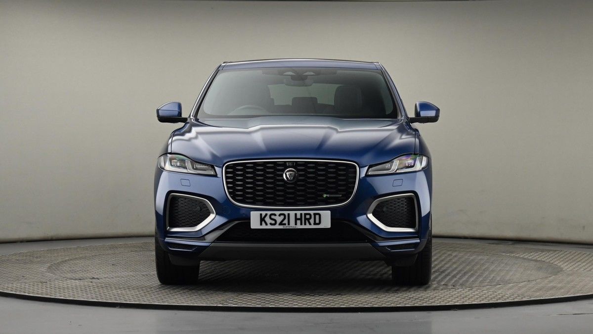 Jaguar F-PACE Image 41