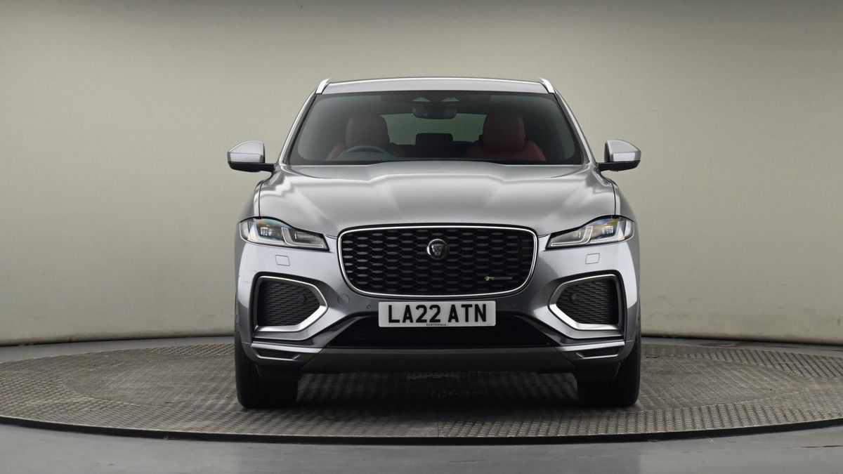 Jaguar F-PACE Image 20