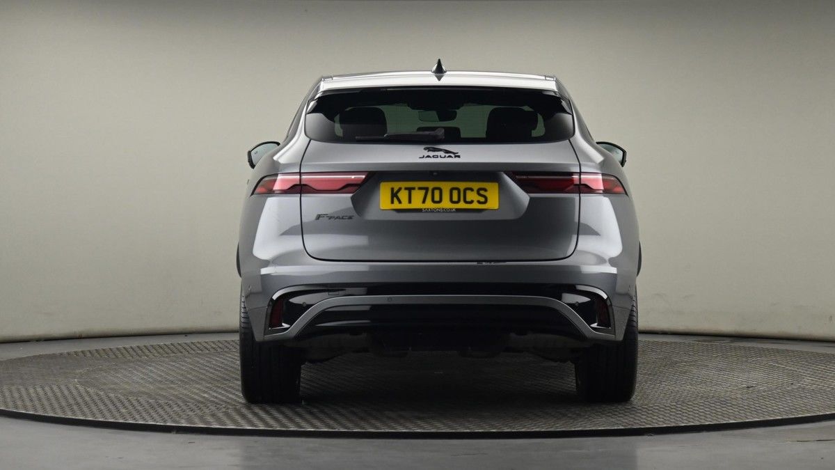 Jaguar F-PACE Image 25