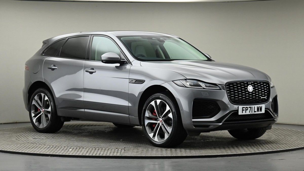 Jaguar F-PACE Image 20
