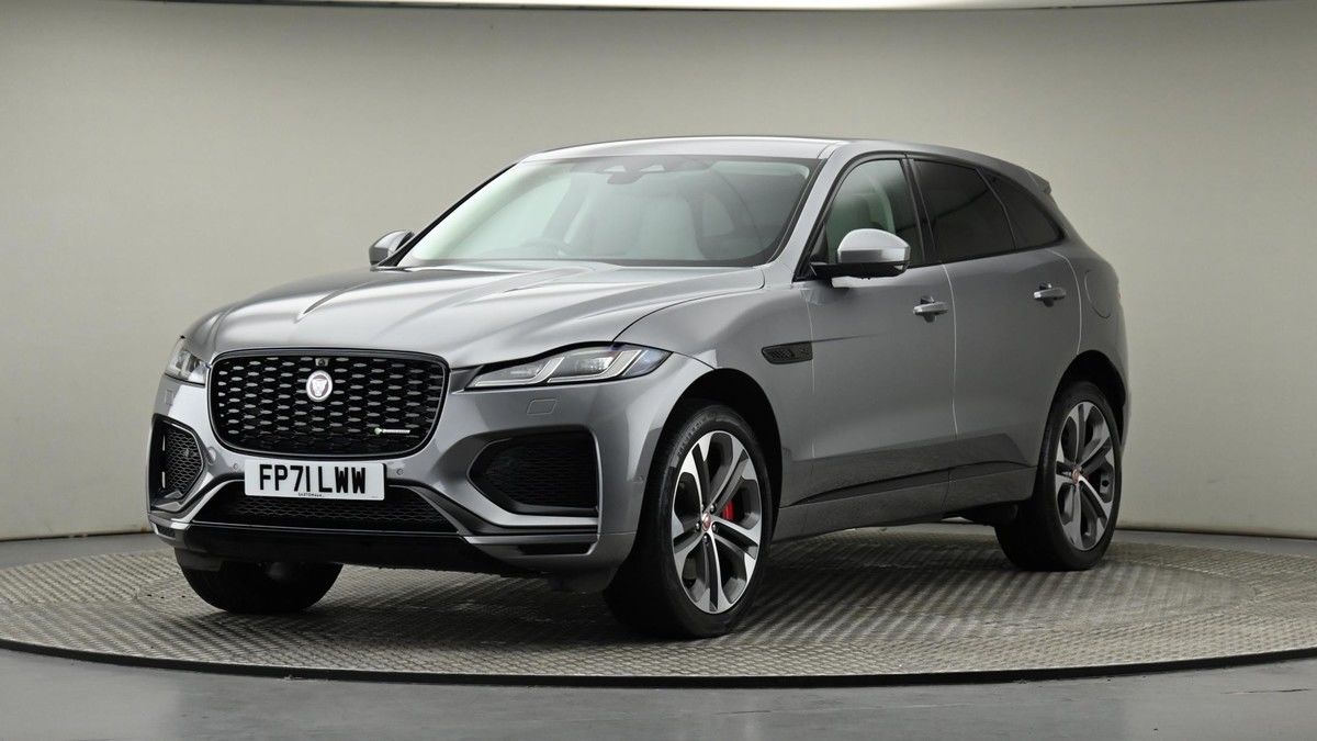 Jaguar F-PACE Image 22
