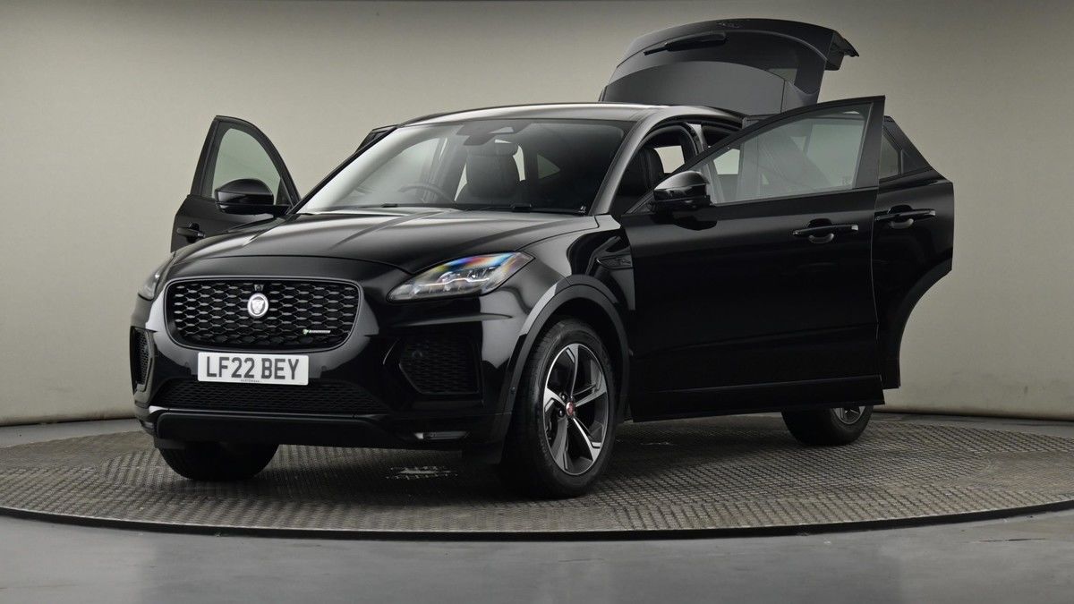 Jaguar E-PACE Image 27