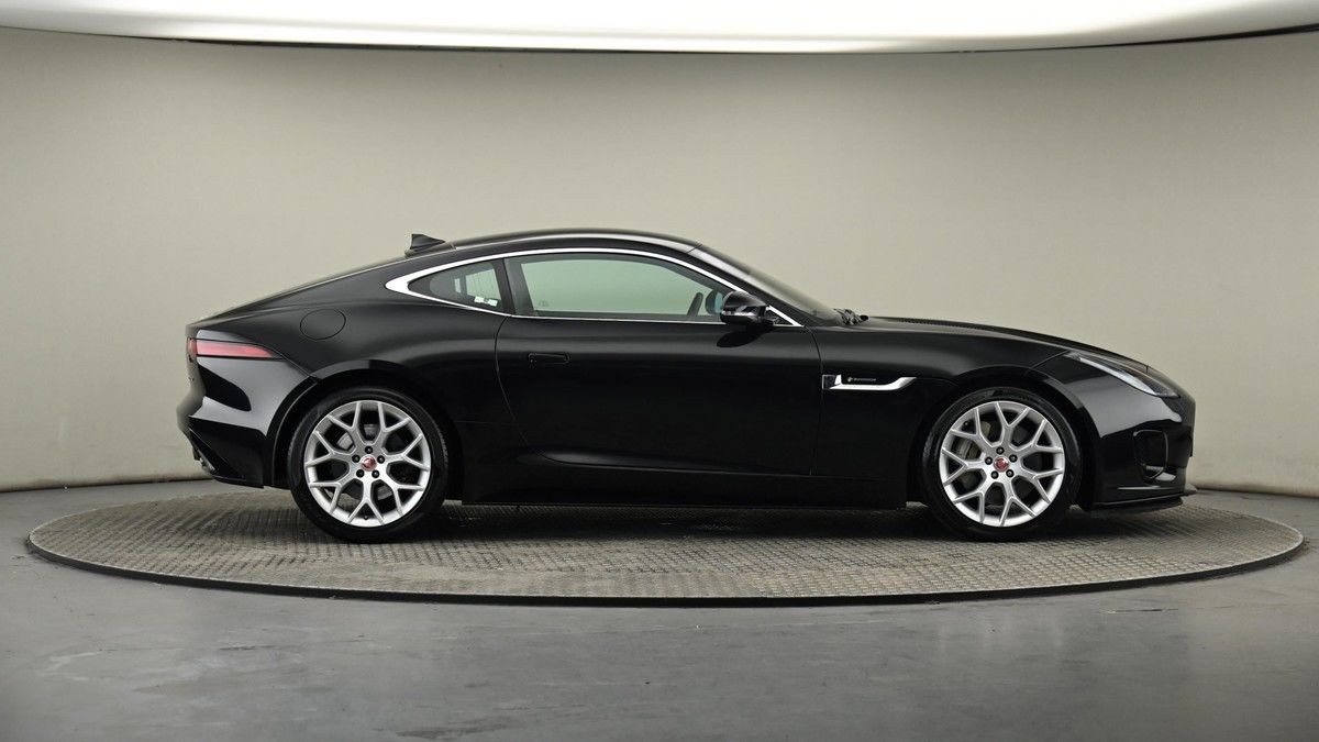 Jaguar F-Type Image 24