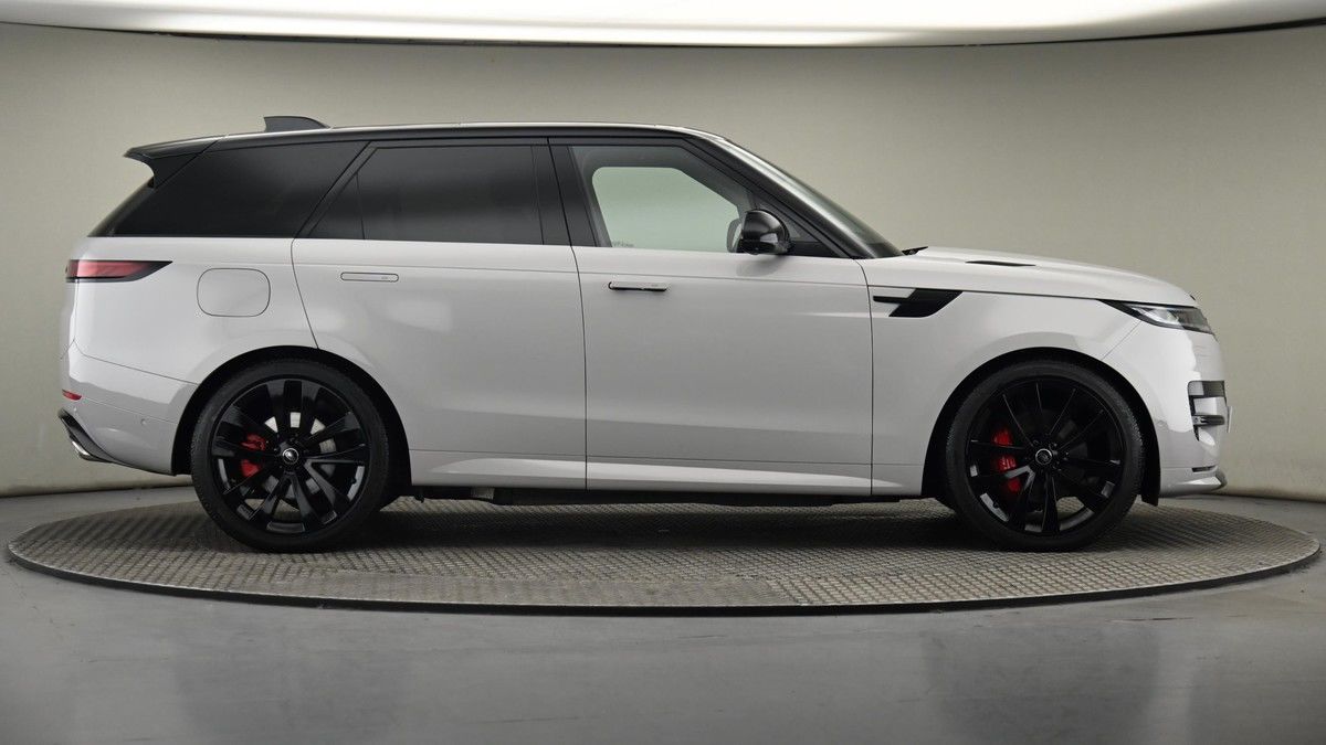 Land Rover Range Rover Sport Image 27