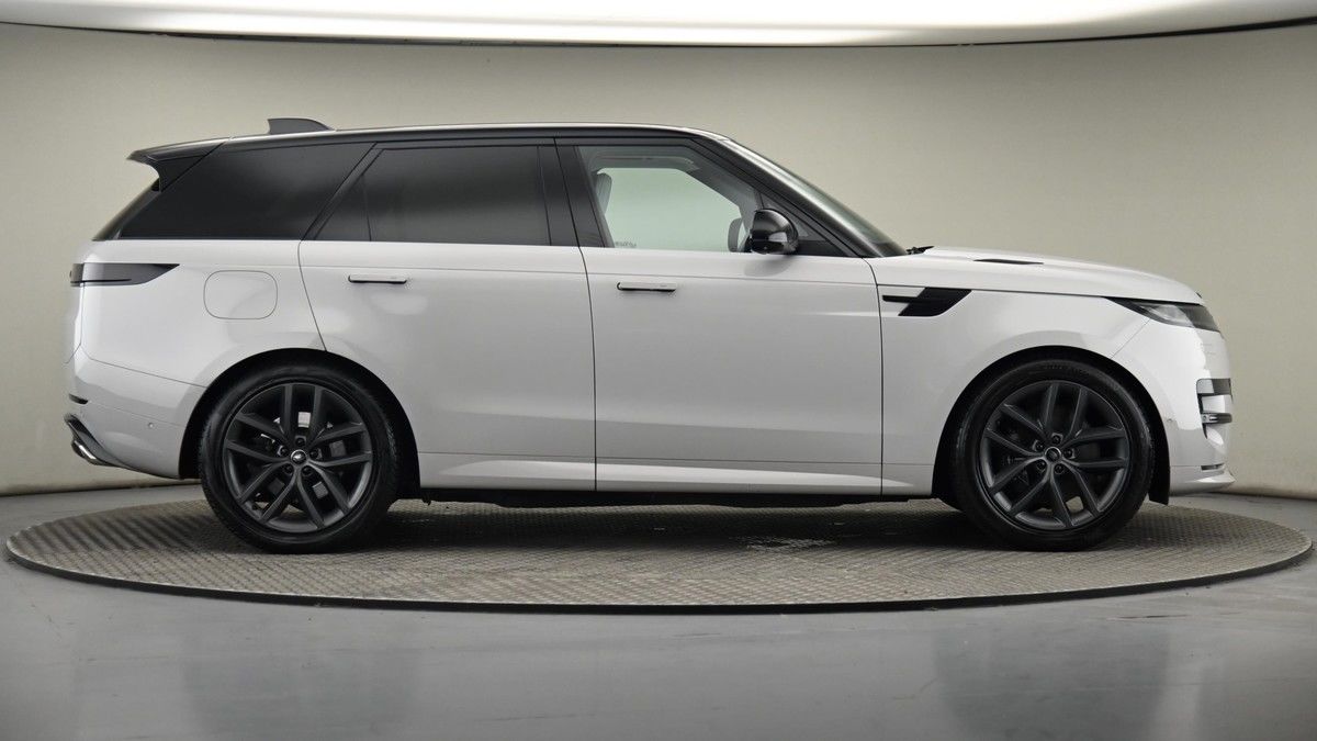 Land Rover Range Rover Sport Image 27