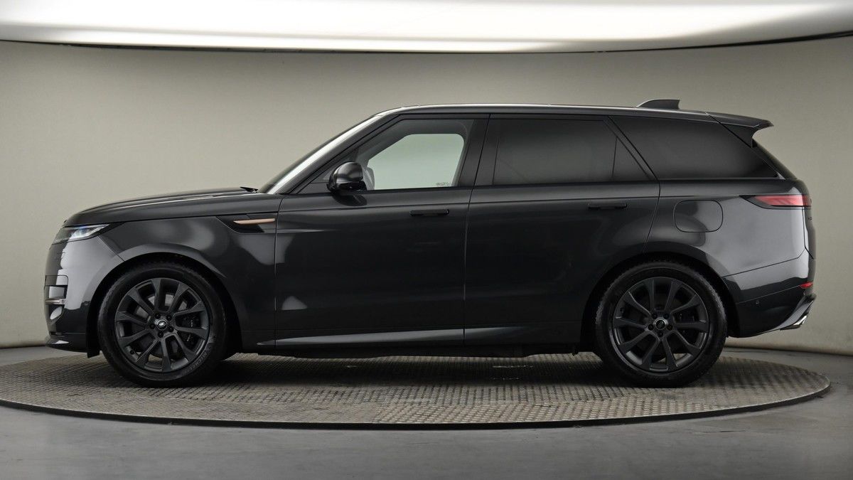 Land Rover Range Rover Sport Image 23