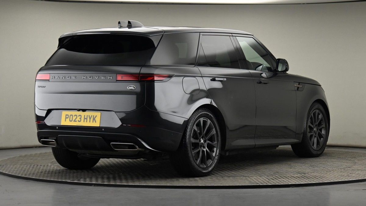 Land Rover Range Rover Sport Image 26