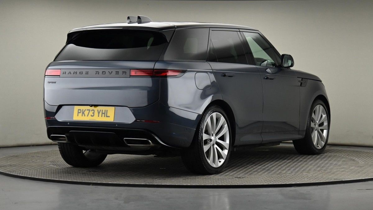 Land Rover Range Rover Sport Image 26