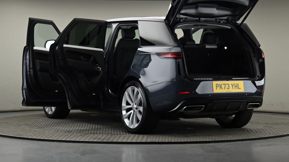 Land Rover Range Rover Sport Image 29
