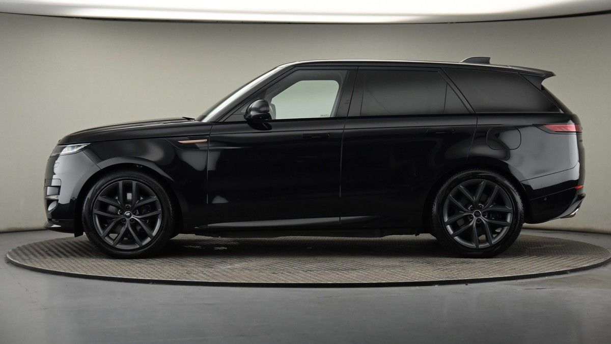 Land Rover Range Rover Sport Image 23