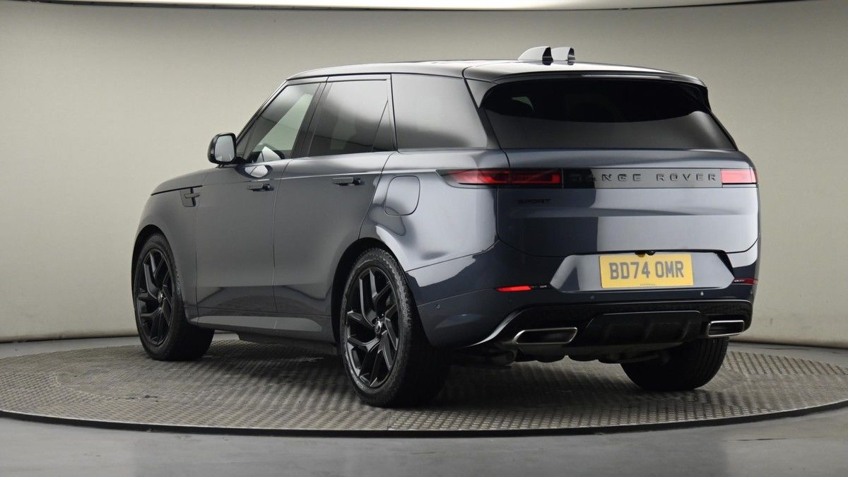 Land Rover Range Rover Sport Image 24