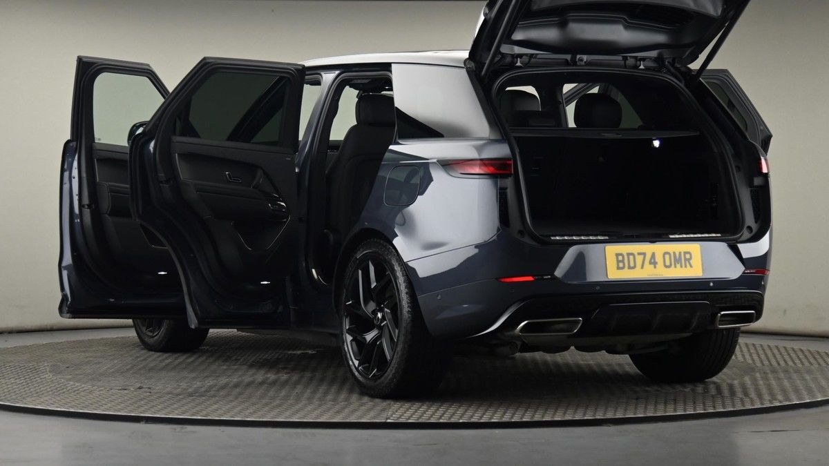 Land Rover Range Rover Sport Image 29