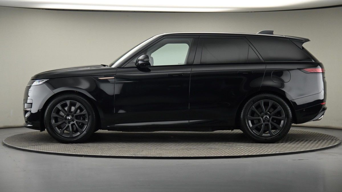 Land Rover Range Rover Sport Image 23
