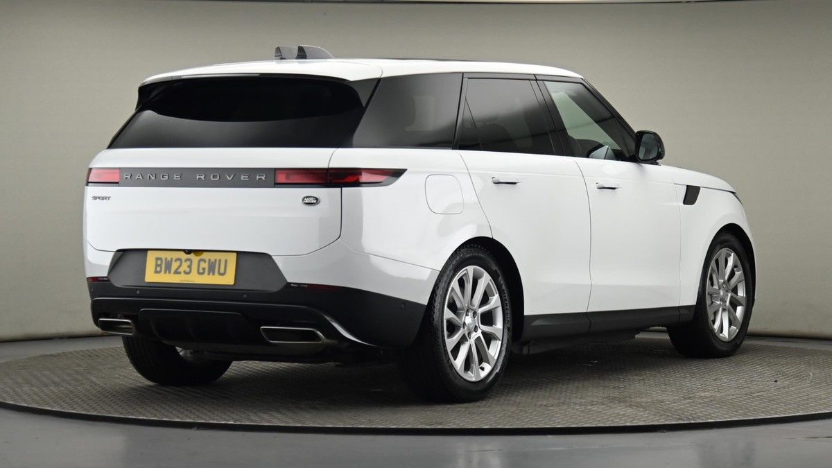 Land Rover Range Rover Sport Image 26