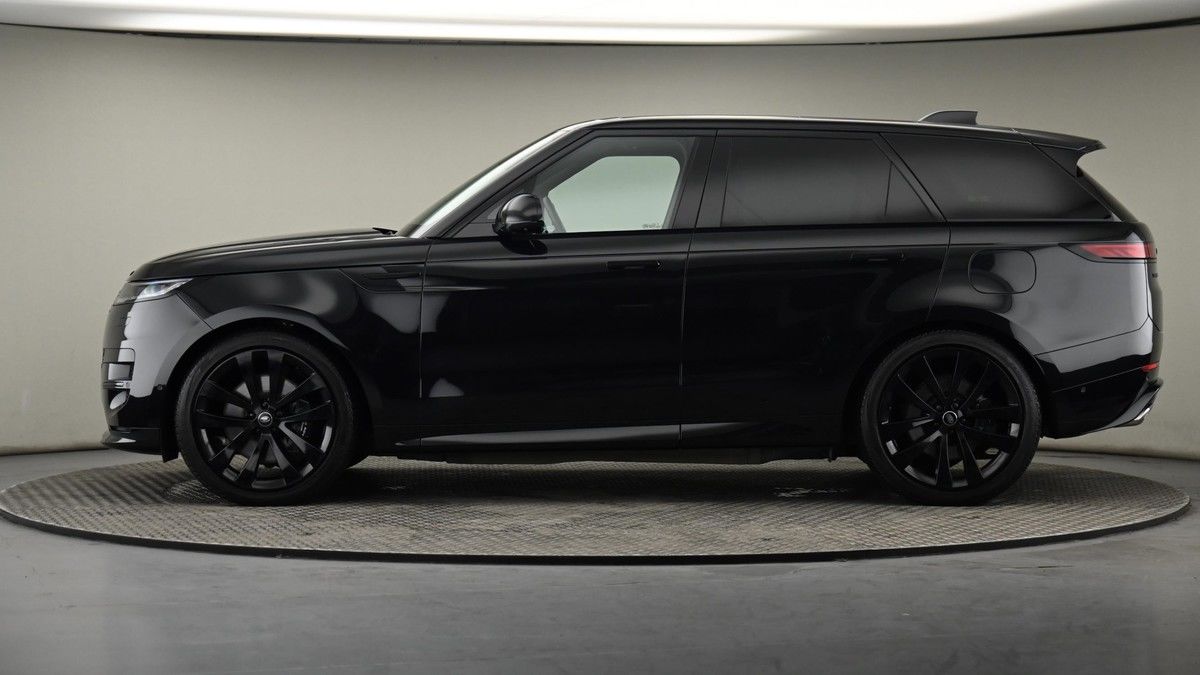 Land Rover Range Rover Sport Image 23