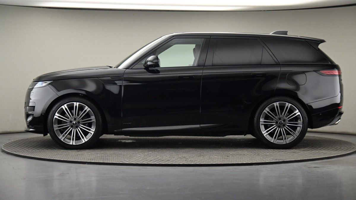Land Rover Range Rover Sport Image 23