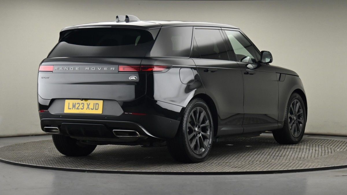 Land Rover Range Rover Sport Image 26