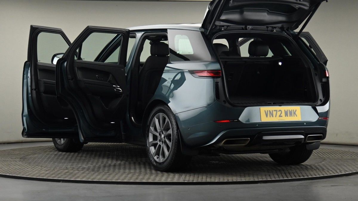 Land Rover Range Rover Sport Image 29